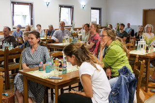 Frauen in Landschaften